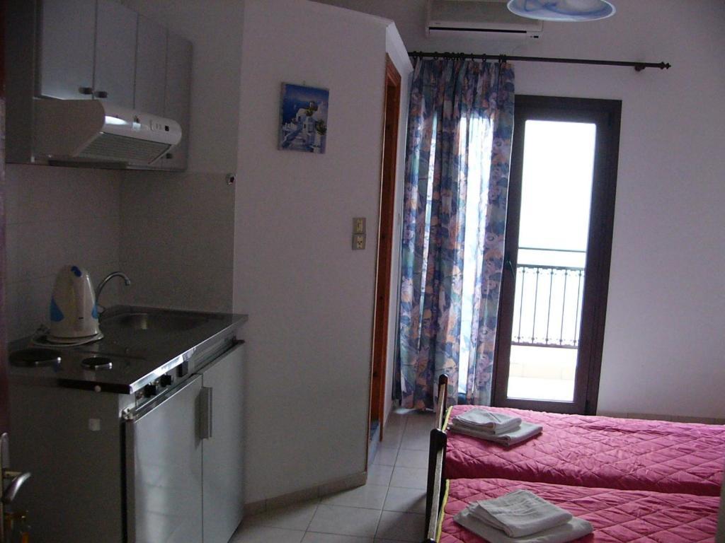 Oasis Studios Палеохора Номер фото