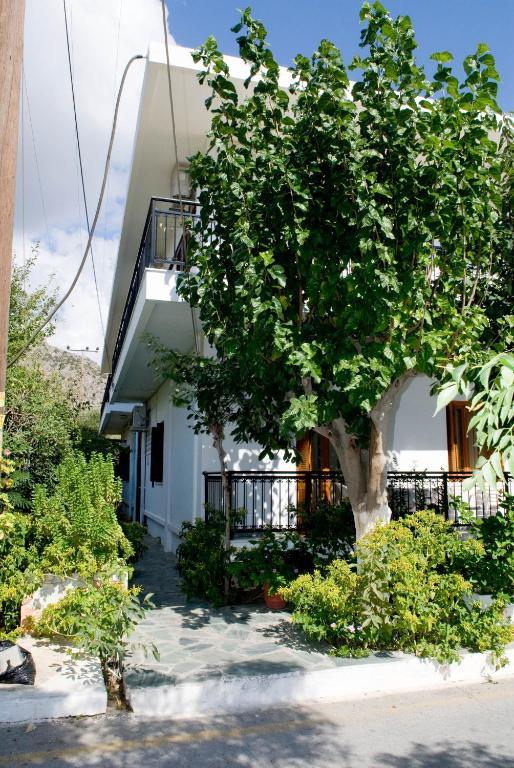 Oasis Studios Палеохора Экстерьер фото