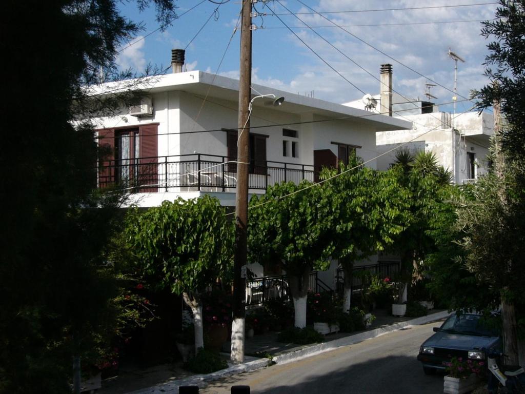 Oasis Studios Палеохора Экстерьер фото